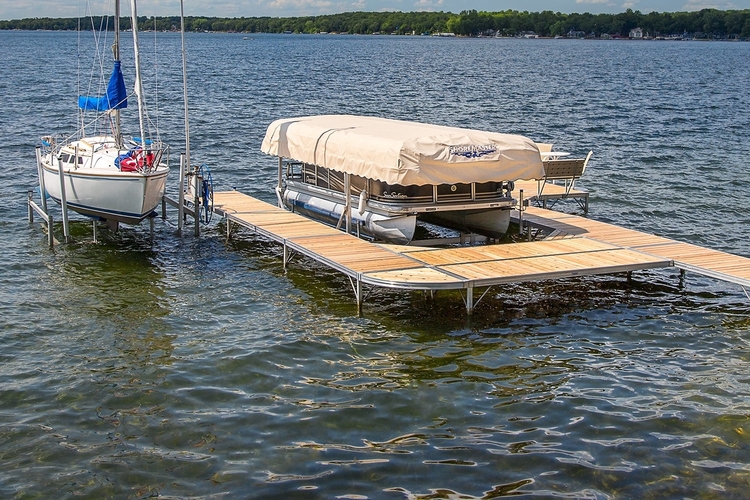 ShoreMaster Docks & Lifts St. Cloud MN ShoreMaster Dealer